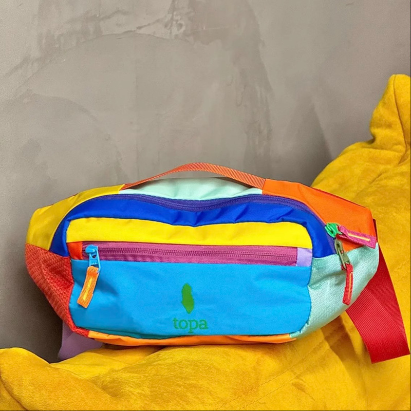 2026 新款硬壳腰包多巴胺色系3L大容量多层加厚轻便斜挎胸包批发